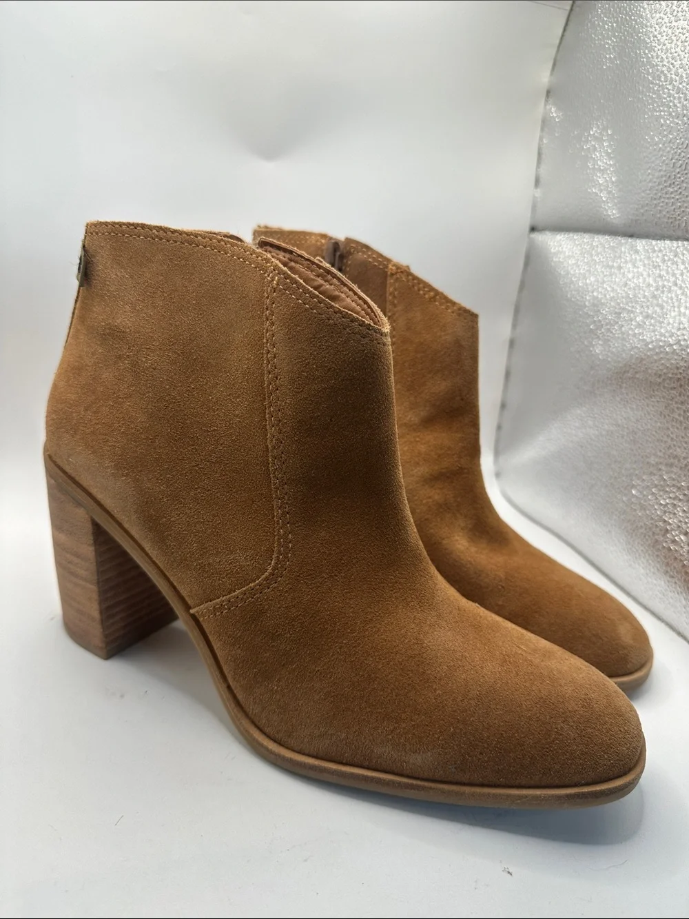 Lucky Brand Tan Suede Block-Heel Ankle Booties size 10